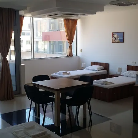 Coral 3* ساني بيتش