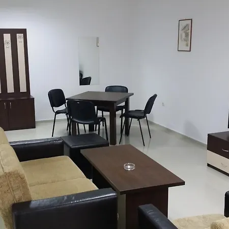 Coral فندق